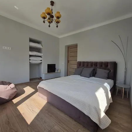 Apartamentai Prie Parko